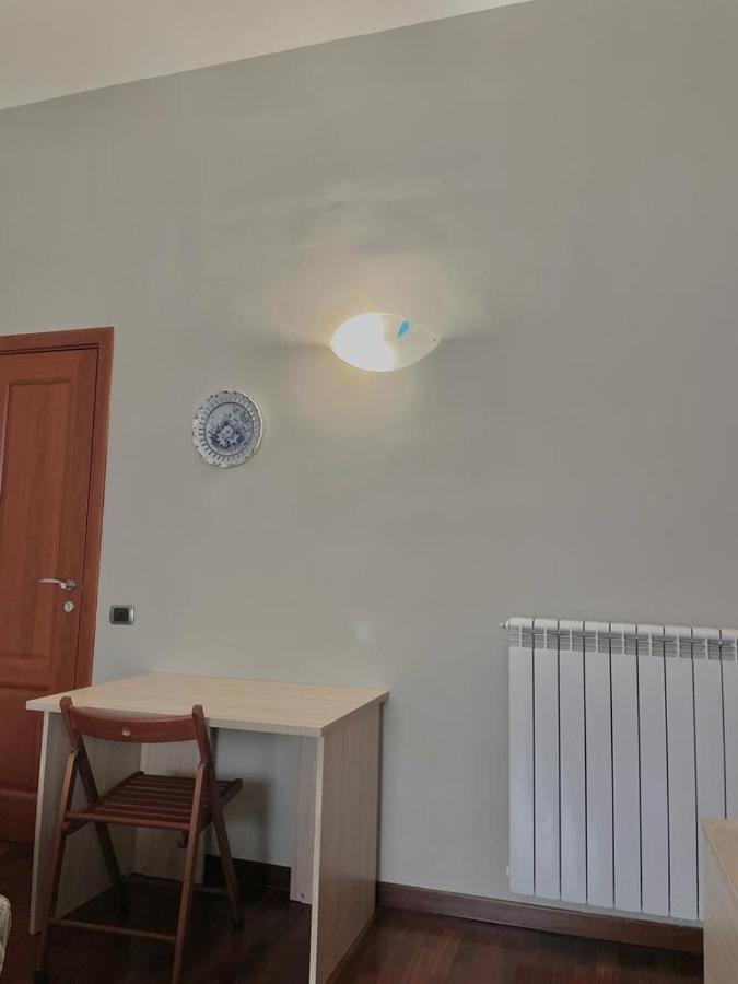 La Ferrovia Holiday Home เนเปิลส์ ภายนอก รูปภาพ