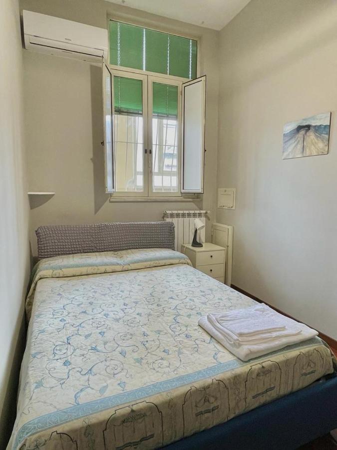 La Ferrovia Holiday Home เนเปิลส์ ภายนอก รูปภาพ